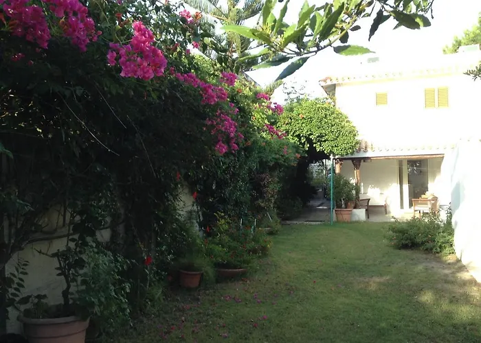 Deliziosa Villa 150 Metri Dal Mare