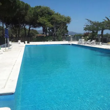 Deliziosa Villa 150 Metri Dal Mare Quartu SantʼElena Exterior foto