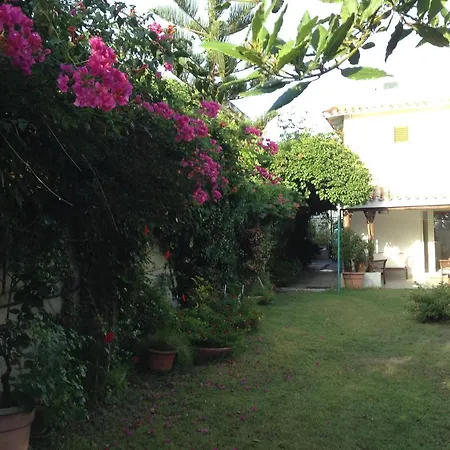 Deliziosa Villa 150 Metri Dal Mare Quartu SantʼElena Exterior foto